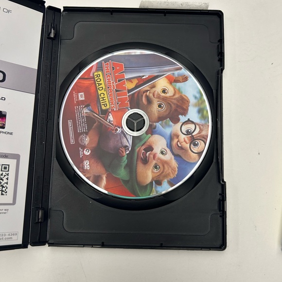 THE ANGRY BIRDS MOVIE ,MARMARDUKE,Alvin AND THE CHIPMUNKS,CURIOUS GEORGE - Picture 4 of 7